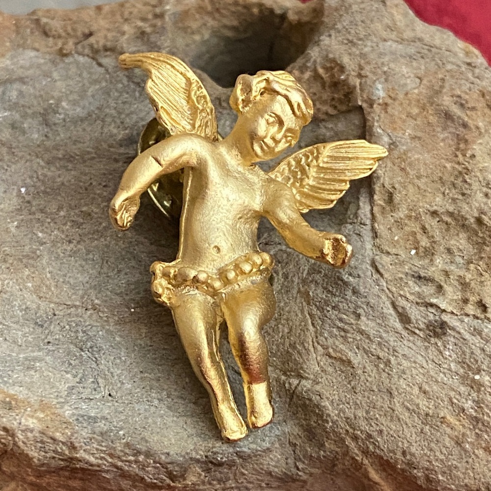 Vintage Cherub Angel Gold Tone Alloy Pin Broach